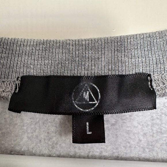 Cropped comfy sweatshirt - Picture 3 of 3